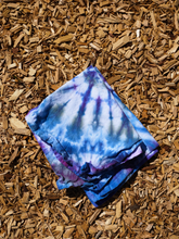 Load image into Gallery viewer, Tie Dye Napkins Blues Swirl
