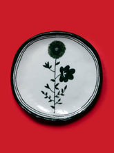 Load image into Gallery viewer, Alpage Round Ring Dish
