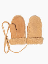 Load image into Gallery viewer, Light Camel Children&#39;s Sheepskin Mittens
